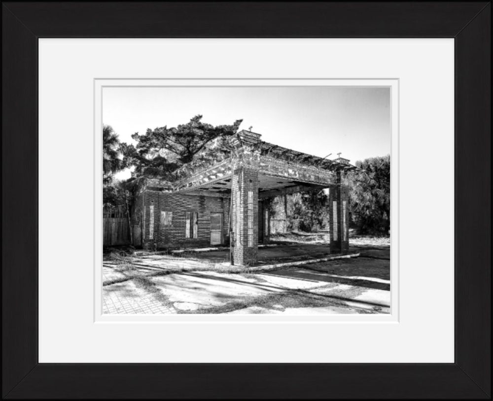 Old Sad Songs Photography - Gone Gulf-ing in Classic Black Frame