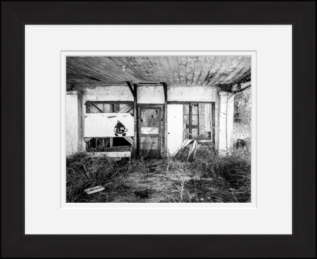 Old Sad Songs Photography - Papalote Service Station in Classic Black Frame